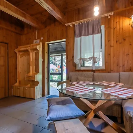 Letniskowe אכסניה *